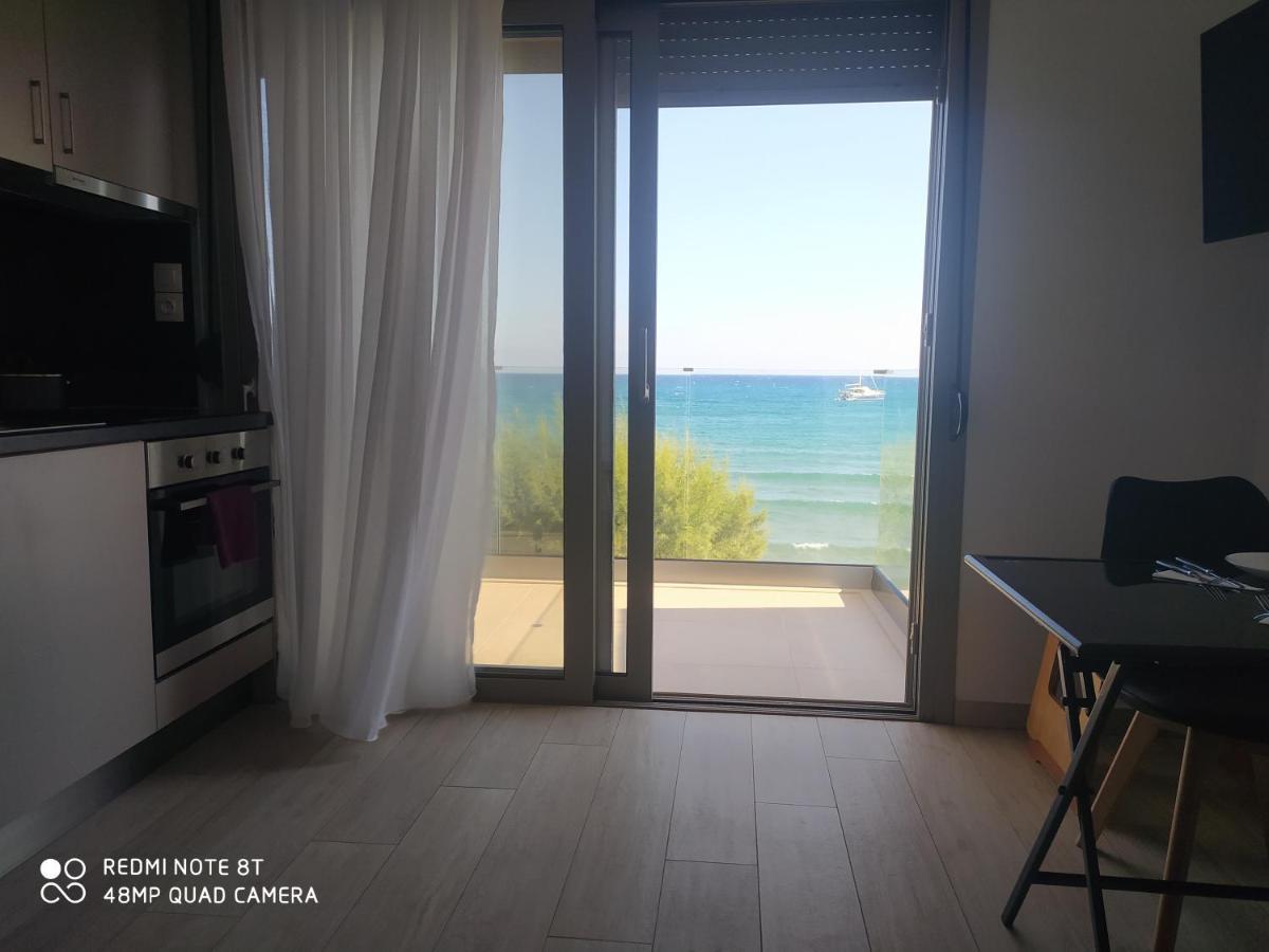 Aktis Makrigialos Luxury Apts Makrýgialos Eksteriør billede